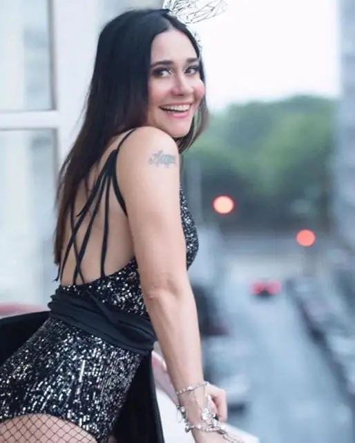 Atriz Alessandra Negrini em foto sensual